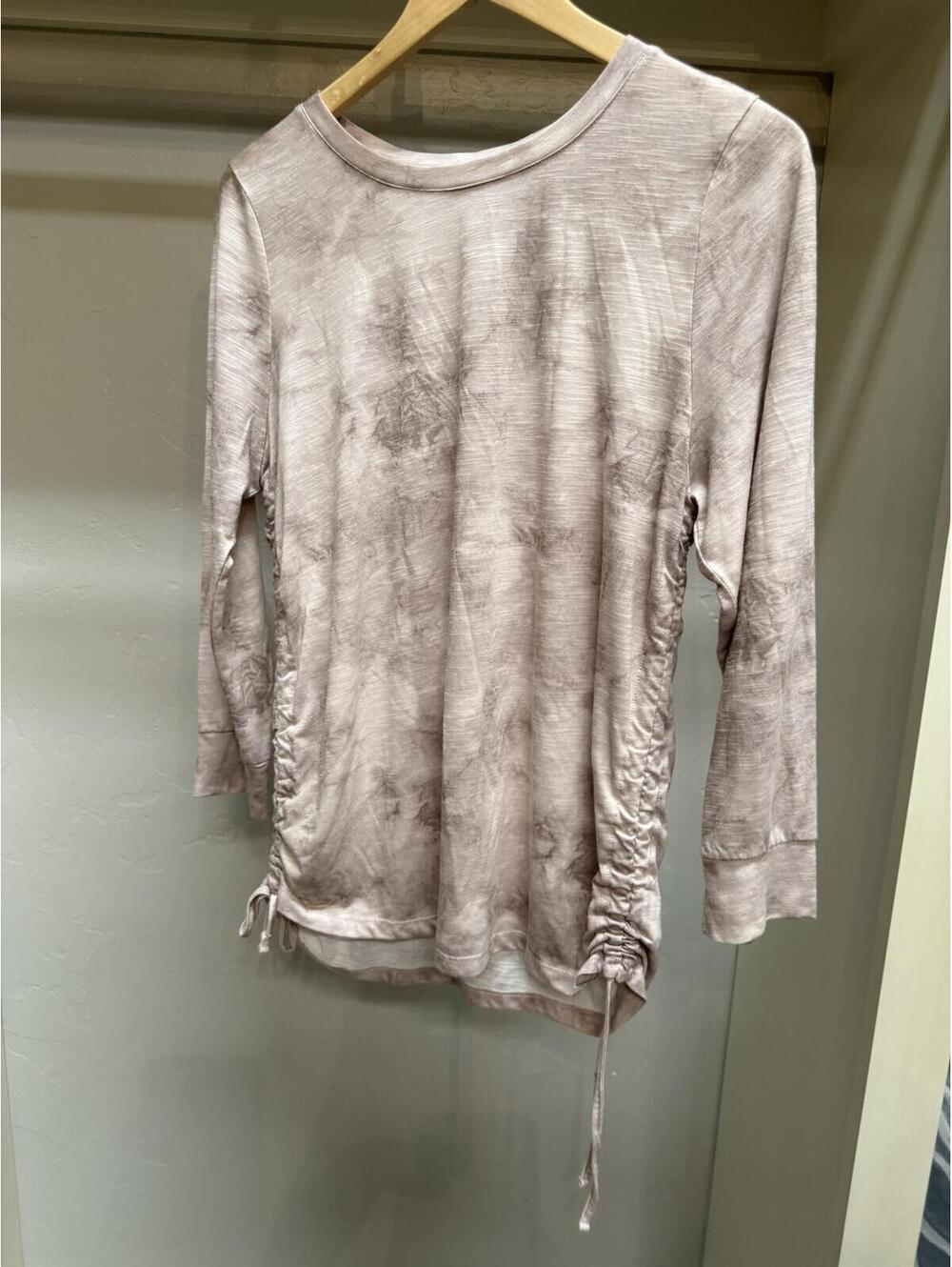 MNY Performance New York Women's Long Sleeve Snake Print Side Cinch Top Size L